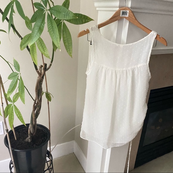 ROBBI & NIKKI White Dot Cowlneck Sleeveless Blouse - Picture 9 of 9